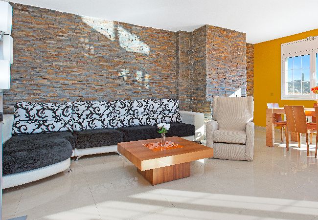 Villa à Vidreres - 2SOT01 - Jolie maison pour 8 personnes avec piscine privée située dans un quartier résidentiel calme Villa à Vidreres - 2SOT01 - Jolie maison pour 8 personnes avec piscine privée située dans un quartier résidentiel calme
