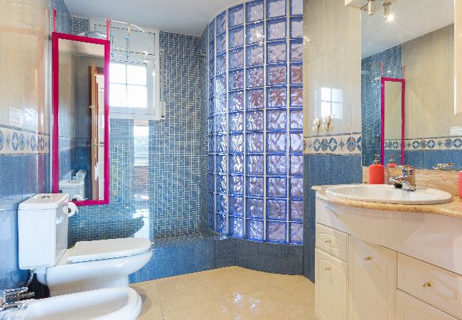 Villa à Vidreres - 2SOT01 - Jolie maison pour 8 personnes avec piscine privée située dans un quartier résidentiel calme Villa à Vidreres - 2SOT01 - Jolie maison pour 8 personnes avec piscine privée située dans un quartier résidentiel calme