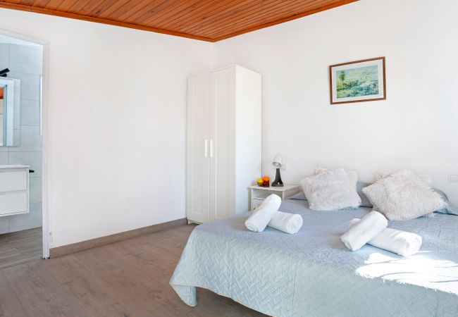 Villa à Lloret de Mar -  2TOR22 - Maison de 4 chambres avec piscine privée située dans un quartier calme à seulement 7 km de la plage de Lloret de Mar Villa à Lloret de Mar -  2TOR22 - Maison de 4 chambres avec piscine privée située dans un quartier calme à seulement 7 km de la plage de Lloret de Mar