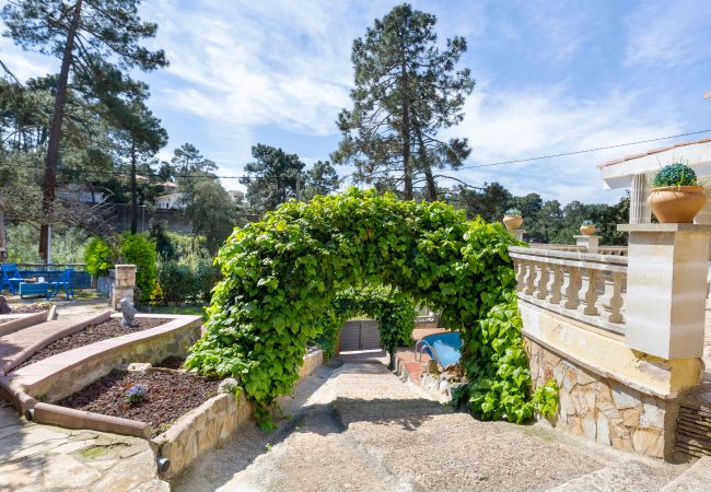 Villa à Lloret de Mar -  2TOR22 - Maison de 4 chambres avec piscine privée située dans un quartier calme à seulement 7 km de la plage de Lloret de Mar Villa à Lloret de Mar -  2TOR22 - Maison de 4 chambres avec piscine privée située dans un quartier calme à seulement 7 km de la plage de Lloret de Mar