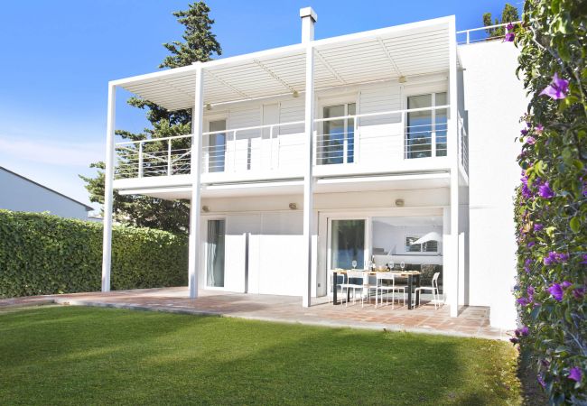 Villa à Calella de Palafrugell -  1VICK 01 - Belle maison dans un quartier calme avec piscine près de la plage de Calella de Palafrugell Villa à Calella de Palafrugell -  1VICK 01 - Belle maison dans un quartier calme avec piscine près de la plage de Calella de Palafrugell