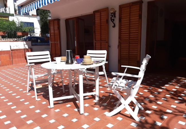 Appartement à Llafranc - 1AL 01 - Appartement simple avec terrasse près de la plage de Llafranc Appartement à Llafranc - 1AL 01 - Appartement simple avec terrasse près de la plage de Llafranc
