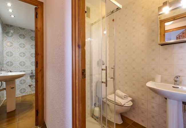 Appartement à Calella de Palafrugell - 1I -90 Appartement confortable avec piscine commune à quelques minutes à pied de la plage de Calella de Palafrugell Appartement à Calella de Palafrugell - 1I -90 Appartement confortable avec piscine commune à quelques minutes à pied de la plage de Calella de Palafrugell