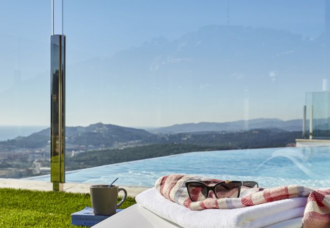 Villa à Lloret de Mar - Can Iberia - Spectaculaire villa de style contemporain à Lloret de Mar Villa à Lloret de Mar - Can Iberia - Spectaculaire villa de style contemporain à Lloret de Mar