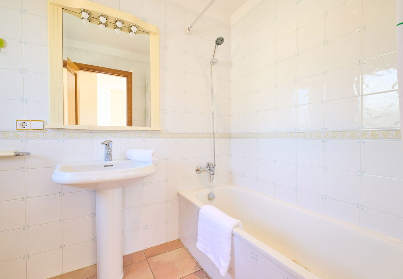 Villa à Blanes - 2FRA02 - Maison avec piscine privée dans une zone residentielle