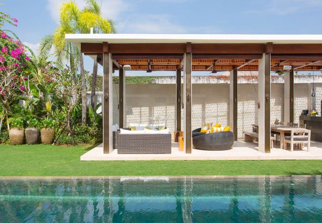 Villa à Seminyak - Lilibel - Maison de luxe près de la plage à Bali  Villa à Seminyak - Lilibel - Maison de luxe près de la plage à Bali