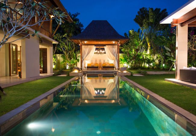 Villa à Seminyak - Lilibel - Maison de luxe près de la plage à Bali  Villa à Seminyak - Lilibel - Maison de luxe près de la plage à Bali