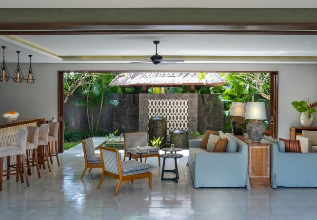 Villa à Mengwi -  Seseh Beach Villa II. - Villa de luxe en bord de mer à Bali  Villa à Mengwi -  Seseh Beach Villa II. - Villa de luxe en bord de mer à Bali