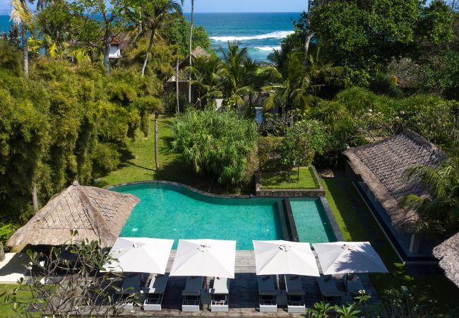 Villa à Mengwi -  Seseh Beach Villa II. - Villa de luxe en bord de mer à Bali  Villa à Mengwi -  Seseh Beach Villa II. - Villa de luxe en bord de mer à Bali