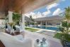 Villa à Seminyak - Windu Asri -  Maison de luxe à côté de la plage à Bali  Villa à Seminyak - Windu Asri -  Maison de luxe à côté de la plage à Bali