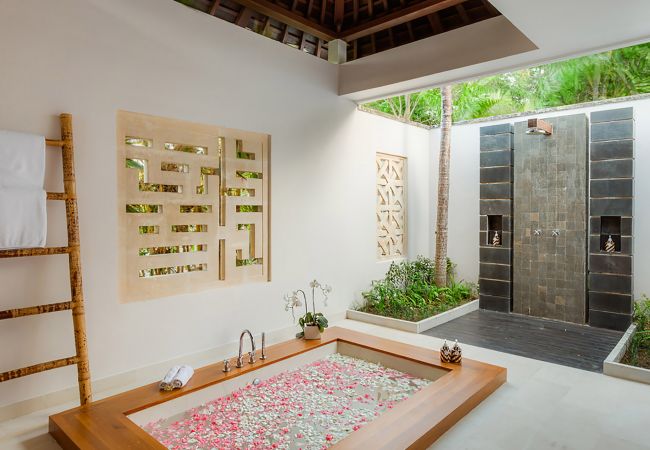 Villa à Canggu - The beji - Maison de luxe près de la plage à Bali Villa à Canggu - The beji - Maison de luxe près de la plage à Bali