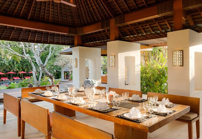 Villa à Canggu - The beji - Maison de luxe près de la plage à Bali Villa à Canggu - The beji - Maison de luxe près de la plage à Bali