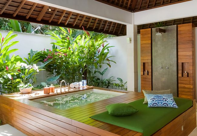 Villa à Canggu - The beji - Maison de luxe près de la plage à Bali Villa à Canggu - The beji - Maison de luxe près de la plage à Bali