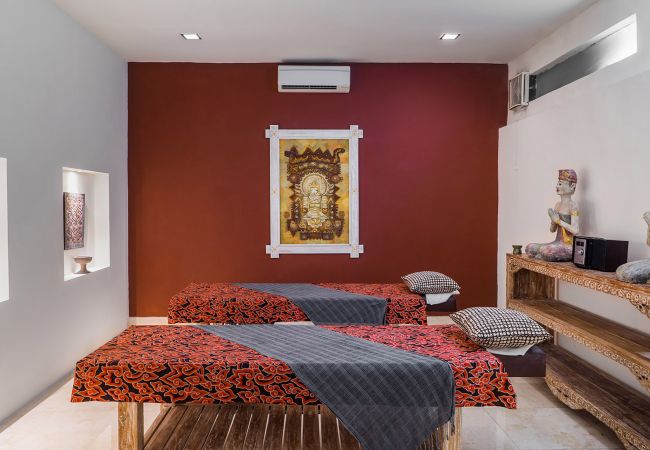 Villa à Kuta - Adenium - Villa avec piscine près de la plage à Bali Villa à Kuta - Adenium - Villa avec piscine près de la plage à Bali