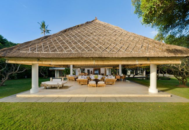 Villa à Seminyak - Villa Atas Ombak Villa à Seminyak - Villa Atas Ombak
