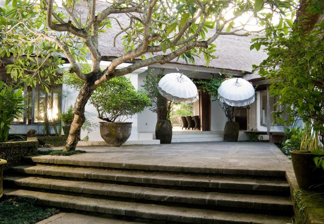 Villa à Seminyak - Villa Atas Ombak Villa à Seminyak - Villa Atas Ombak
