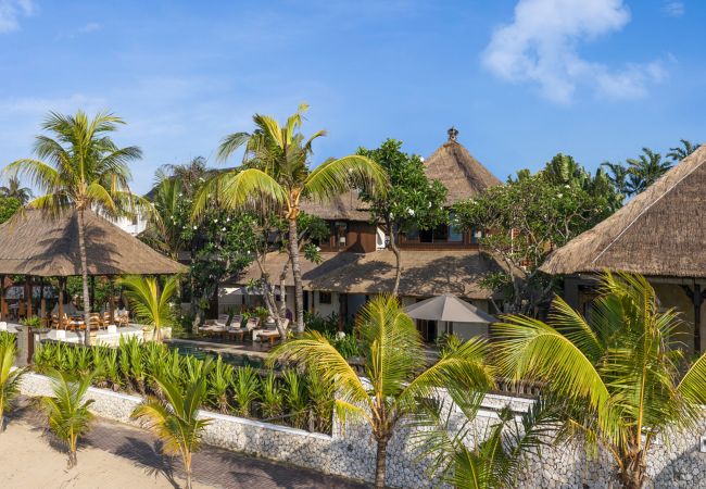 Villa à Sanur - Cemara - Maison avec piscine et vue spectaculaire sur la mer à Bali