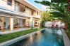 Villa à Mengwi - Manusa - Jolie maison de 4 chambres avec piscine à Bali