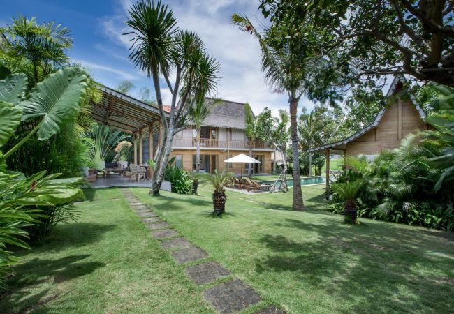 Villa à Kerobokan - Alea - Spectaculaire maison de 5 chambres avec piscine à Bali