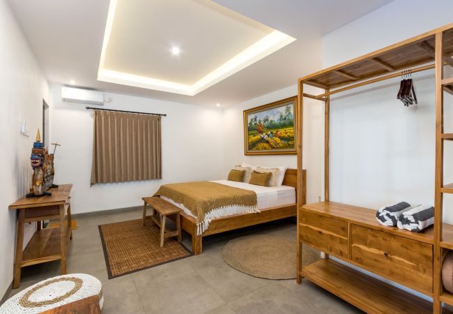 Villa à Seminyak - Ambalika- Maison de 3 chambres avec piscine près de la plage de Bali Villa à Seminyak - Ambalika- Maison de 3 chambres avec piscine près de la plage de Bali