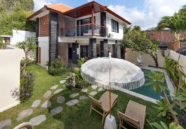 Villa à Seminyak - Ambalika- Maison de 3 chambres avec piscine près de la plage de Bali