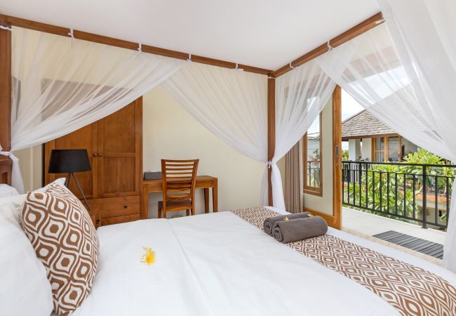 Villa à Kerobokan - Amrina- Maison 3 chambres avec piscine à Bali