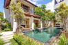 Villa à Kerobokan - Amrina- Maison 3 chambres avec piscine à Bali Villa à Kerobokan - Amrina- Maison 3 chambres avec piscine à Bali