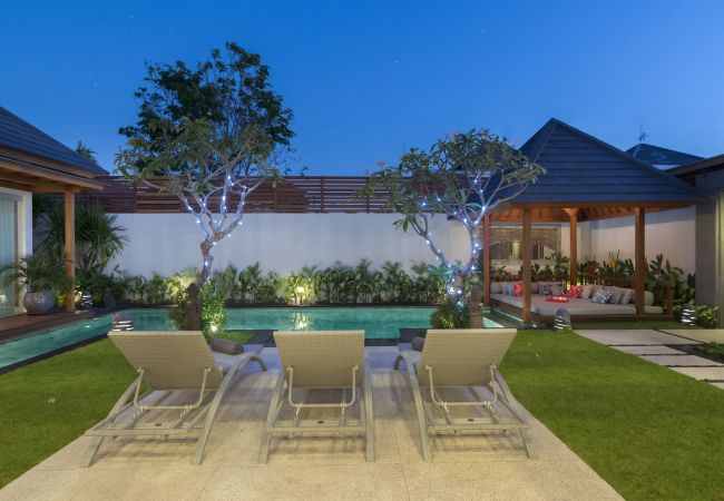Villa à Seminyak - Sanook - Jolie maison de 4 chambres avec piscine à Bali Villa à Seminyak - Sanook - Jolie maison de 4 chambres avec piscine à Bali