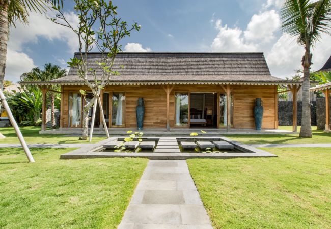 Villa à Kerobokan - Mannao - Spectaculaire maison de 8 chambres avec piscine à Bali
