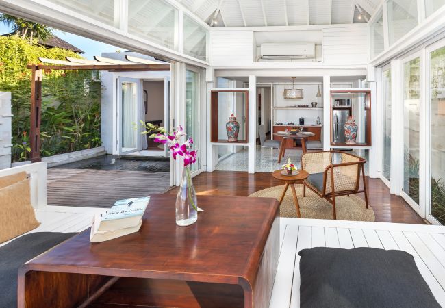 Villa à Seminyak - The Chands one A - Villa d'une chambre en première ligne avec une belle vue sur le mer de Bali Villa à Seminyak - The Chands one A - Villa d'une chambre en première ligne avec une belle vue sur le mer de Bali