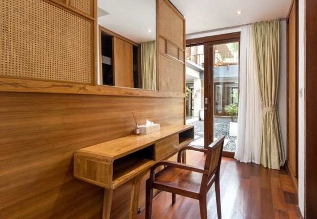 Villa à Seminyak - The chands three A- Maison de 3 chambres en première ligne avec vue imprenable sur la mer de Bali Villa à Seminyak - The chands three A- Maison de 3 chambres en première ligne avec vue imprenable sur la mer de Bali