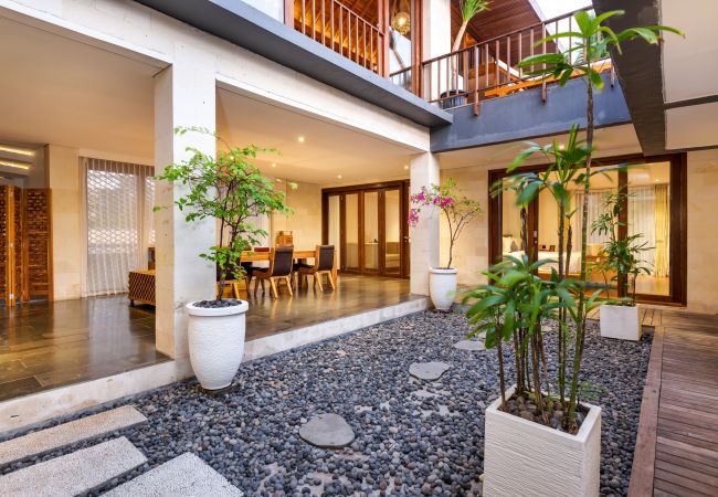 Villa à Seminyak - The chands three A- Maison de 3 chambres en première ligne avec vue imprenable sur la mer de Bali