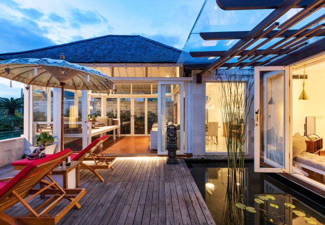 Villa à Seminyak - The chands one B- Maison en première ligne de 1 chambre avec vue imprenable sur la mer de Bali Villa à Seminyak - The chands one B- Maison en première ligne de 1 chambre avec vue imprenable sur la mer de Bali