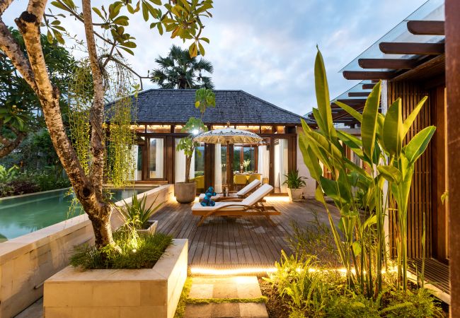 Villa à Seminyak - The chands two C - Maison de 2 chambres en première ligne avec vue imprenable sur la mer de Bali Villa à Seminyak - The chands two C - Maison de 2 chambres en première ligne avec vue imprenable sur la mer de Bali