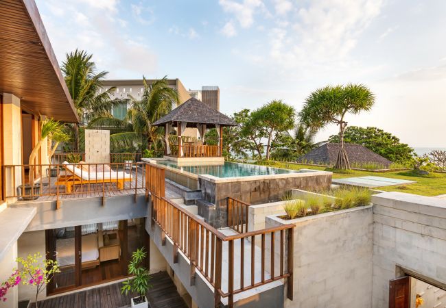 Villa à Seminyak - The chands three B- Maison de 3 chambres en première ligne avec vue imprenable sur la mer de Bali