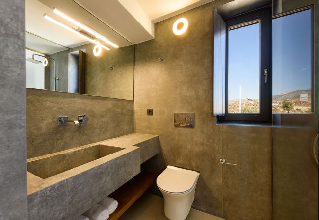 Villa à Paros - Bellevue - Belle maison pour 8 personnes avec vue imprenable sur la mer près de la plage de Grèce à Paros Villa à Paros - Bellevue - Belle maison pour 8 personnes avec vue imprenable sur la mer près de la plage de Grèce à Paros