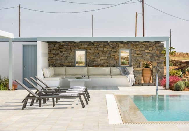 Villa à Paros - Electra -Villa pour 10 personnes avec de belles vues sur la mer à Paros Villa à Paros - Electra -Villa pour 10 personnes avec de belles vues sur la mer à Paros