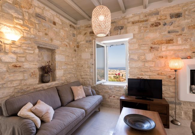 Villa à Paros - Eridan - Maison spectaculaire pour 8 avec piscine et belles vues sur la mer en Grèce Villa à Paros - Eridan - Maison spectaculaire pour 8 avec piscine et belles vues sur la mer en Grèce