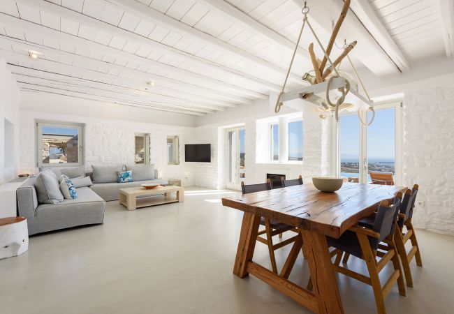 Villa à Paros - Lenora-Spectaculaire maison de 4 chambres avec de belles vues sur la mer près de Golden Beach (Grèce) Villa à Paros - Lenora-Spectaculaire maison de 4 chambres avec de belles vues sur la mer près de Golden Beach (Grèce)