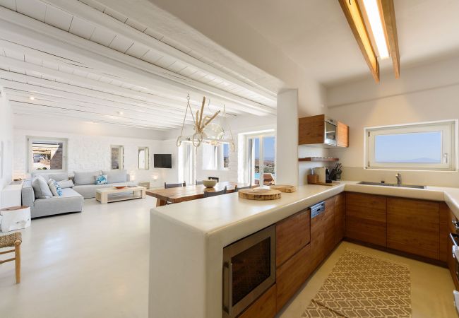 Villa à Paros - Lenora-Spectaculaire maison de 4 chambres avec de belles vues sur la mer près de Golden Beach (Grèce) Villa à Paros - Lenora-Spectaculaire maison de 4 chambres avec de belles vues sur la mer près de Golden Beach (Grèce)