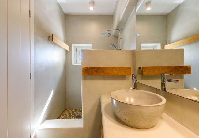 Villa à Paros - Lenora-Spectaculaire maison de 4 chambres avec de belles vues sur la mer près de Golden Beach (Grèce) Villa à Paros - Lenora-Spectaculaire maison de 4 chambres avec de belles vues sur la mer près de Golden Beach (Grèce)