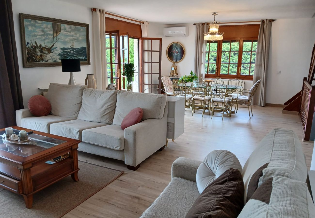 Villa à Blanes - Belle maison avec piscine privée et vue sur la mer près de la plage de Sant Francesc